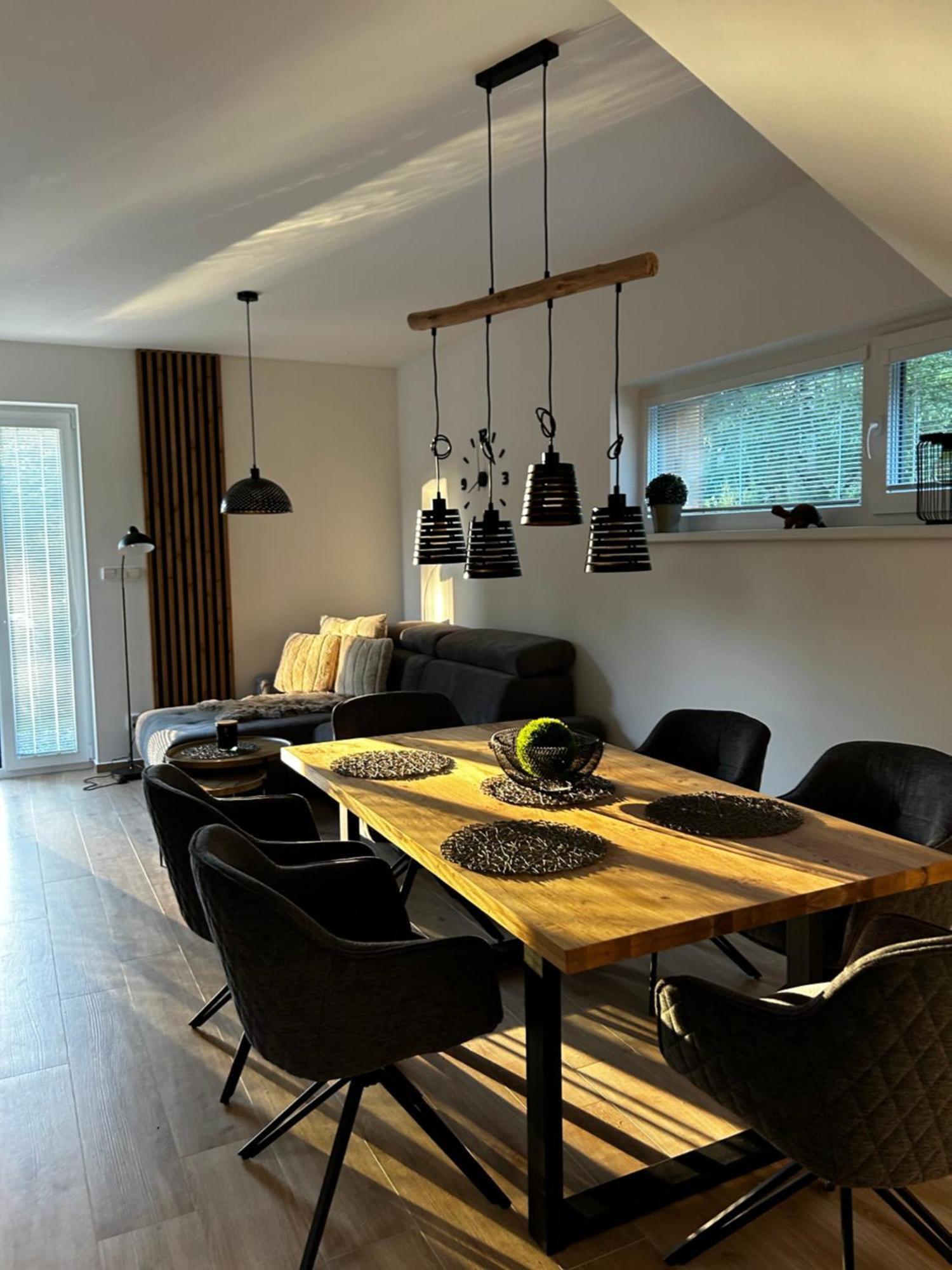 Na Satine Apartment *
